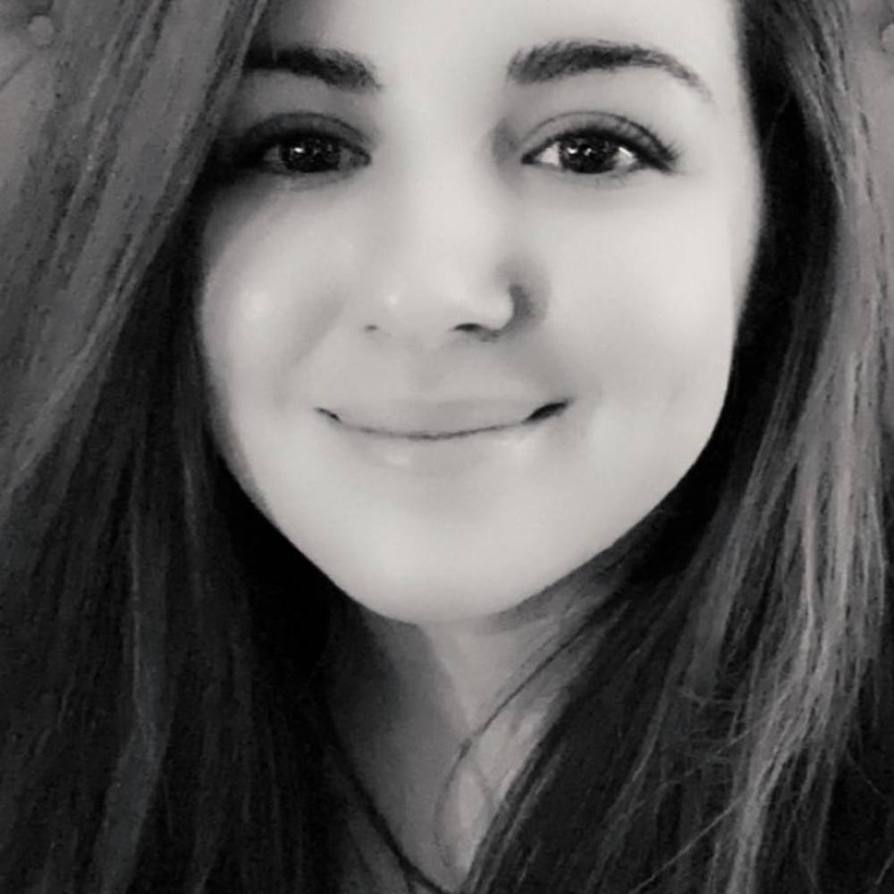 Meet your Posher, Amanda